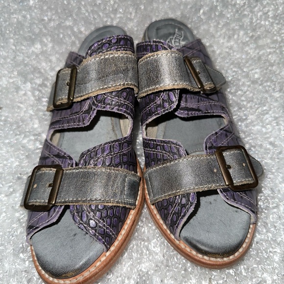 Freebird by Steven purple size 6 caprice sandals - Picture 1 of 4